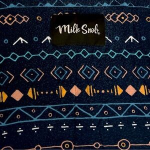 Milk Snob multifunctional nursing cover